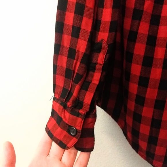 5/$30 BeachLunchLounge Red Buffalo Plaid Embroidered Button Up Longsleeved Shirt - Picture 3 of 6